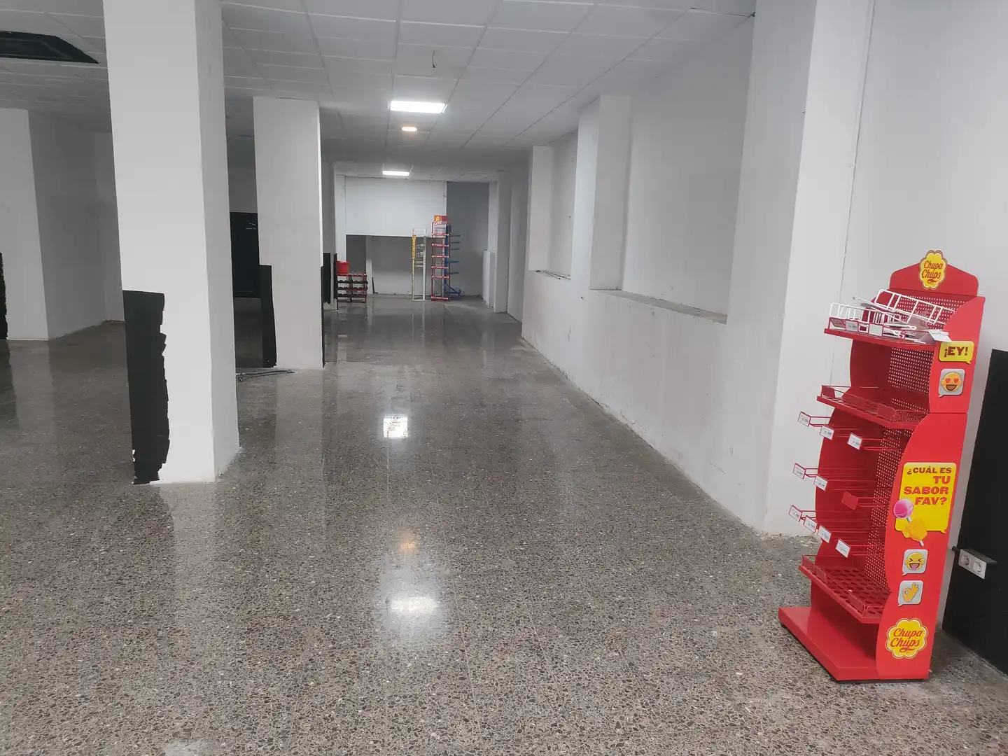 Gewerbefläche zur Miete in Avinguda de Josep Tarradellas 17