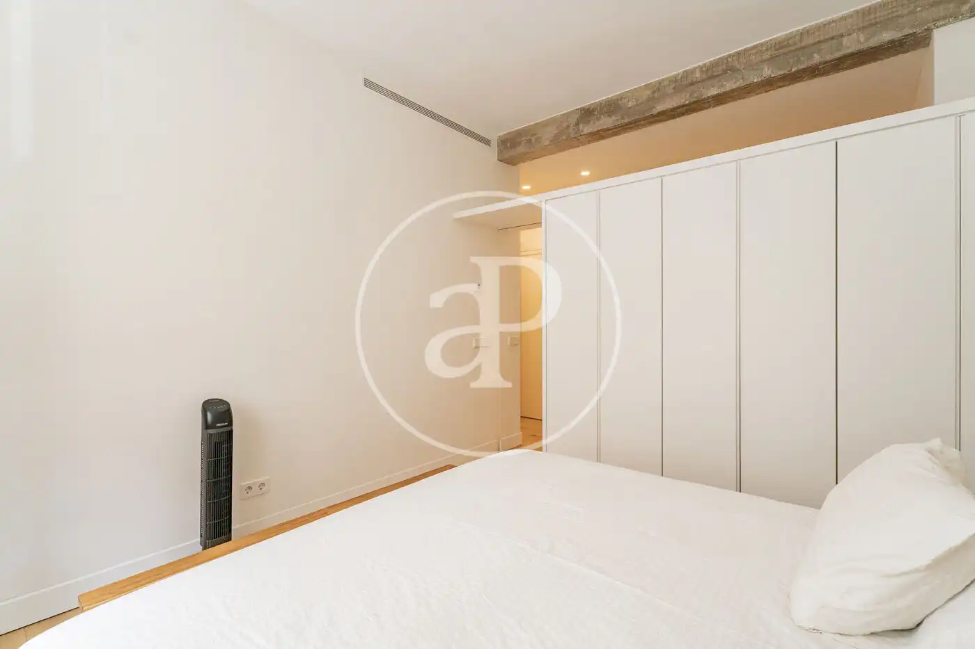 Habitación de Piso en venta en Madrid con Calefacción y Trastero