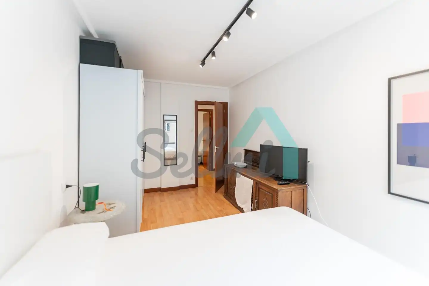 Habitación de Piso de alquiler en Gijón  con Calefacción y Amueblado
