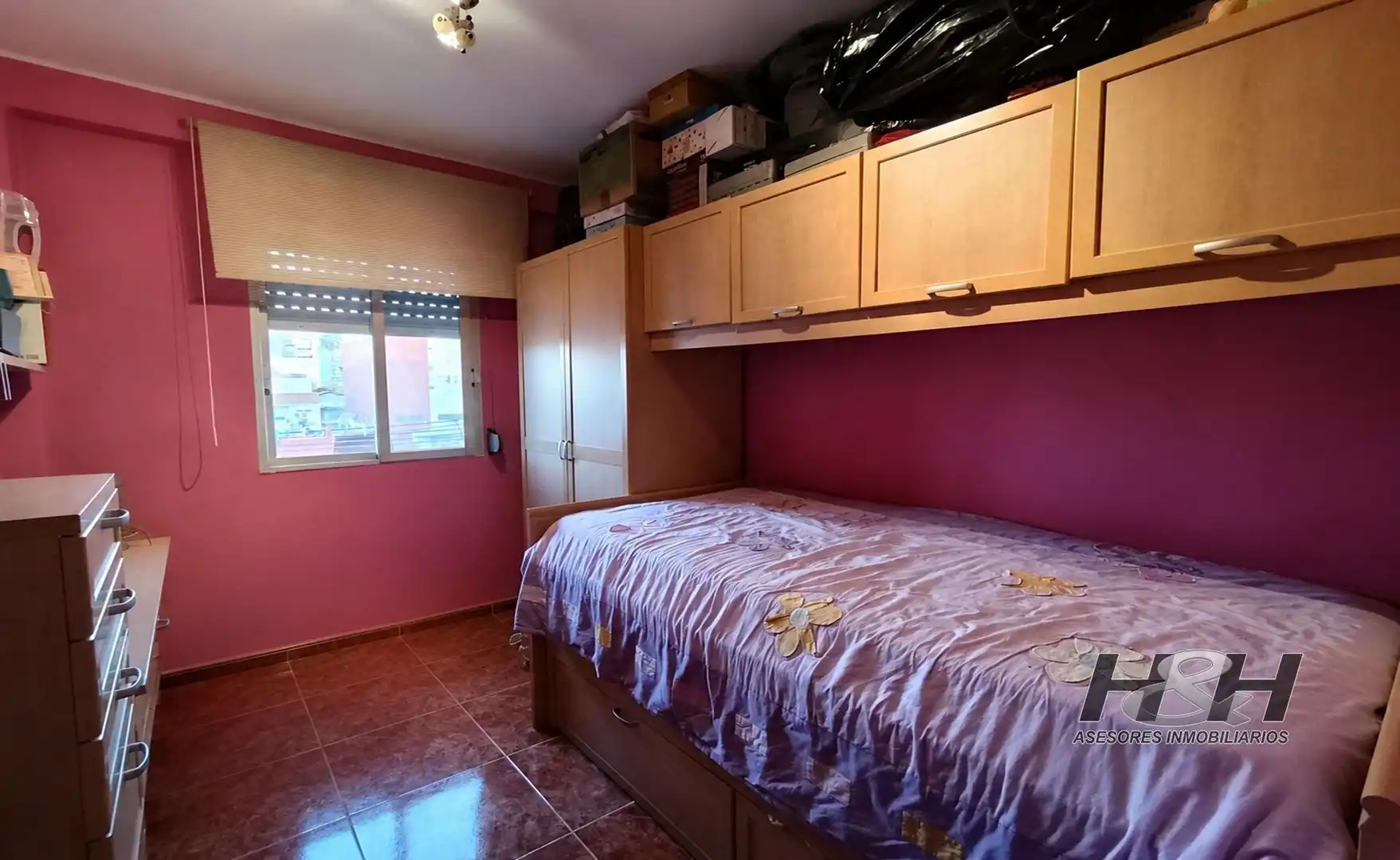 Habitación de Piso en venta en Burjassot con Balcón