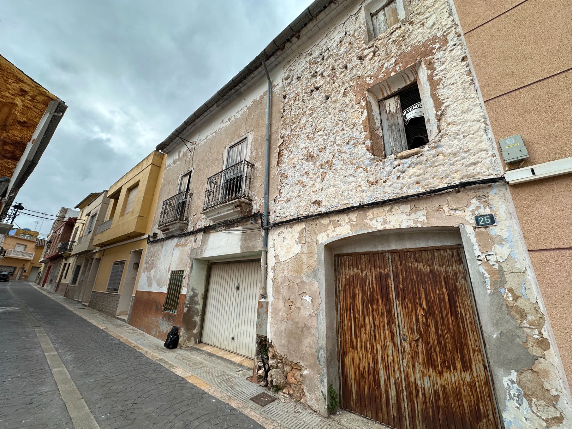 Vista exterior de Casa adosada en venda en Catadau amb Terrassa