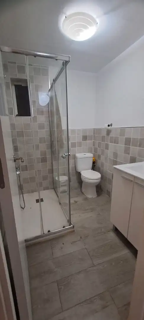 Flat for rent in Avenida Virgen del Rocío, Centro - Doña Mercedes