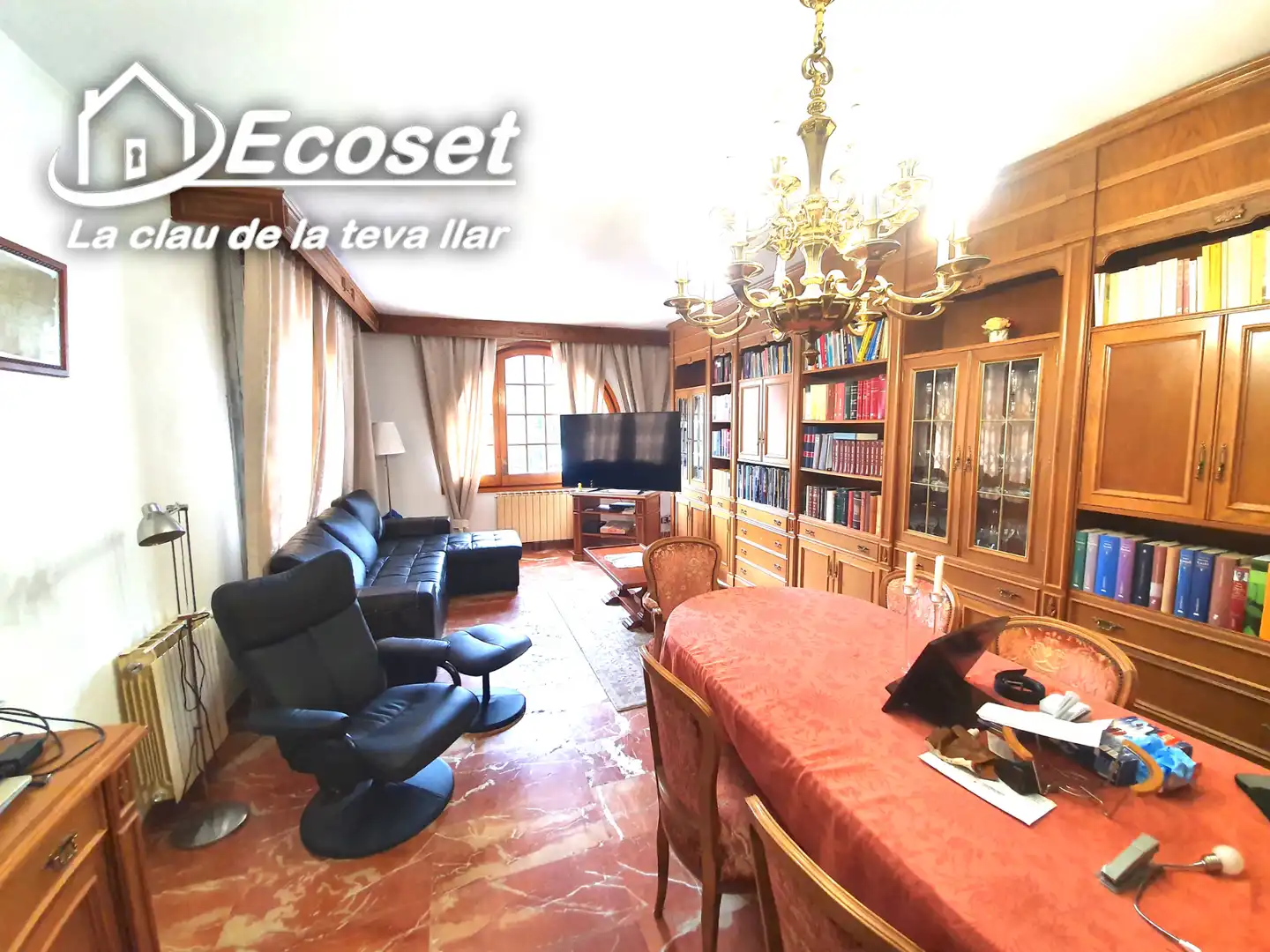 Sala d'estar de Casa o xalet en venda en Cervelló amb Calefacció, Jardí privat i Terrassa