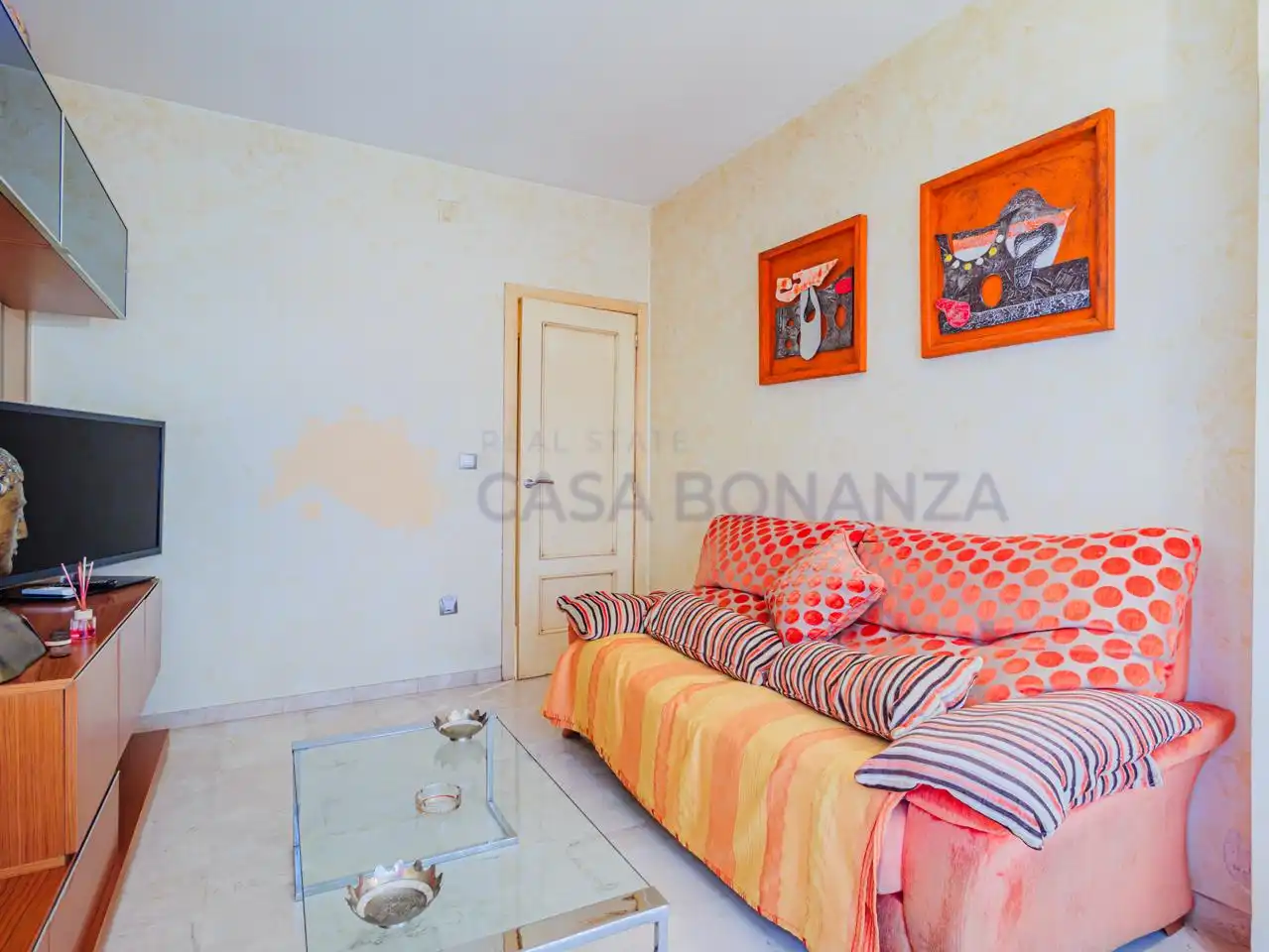 Living room of Flat for sale in Almuñécar  with Air Conditioner and Terrace