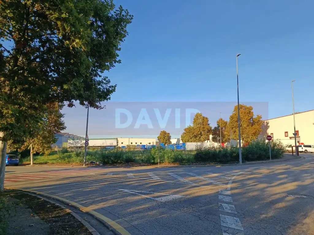 Residential land for sale in Calle Onyar_Ind.Sec.Llevant, imagen 2