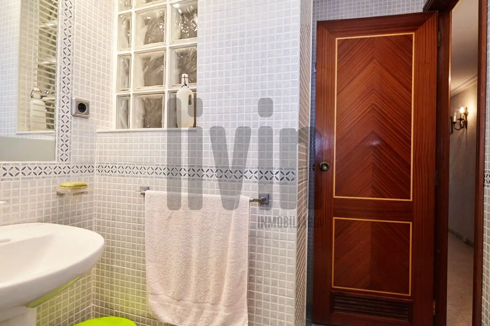 Baño de Piso en venta en Jaén con Aire acondicionado, Calefacción y Terraza