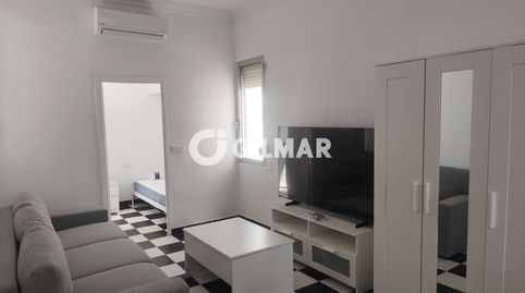 Foto 2 von Wohnung zur Miete in Ciudad Jardín, Sevilla Capital