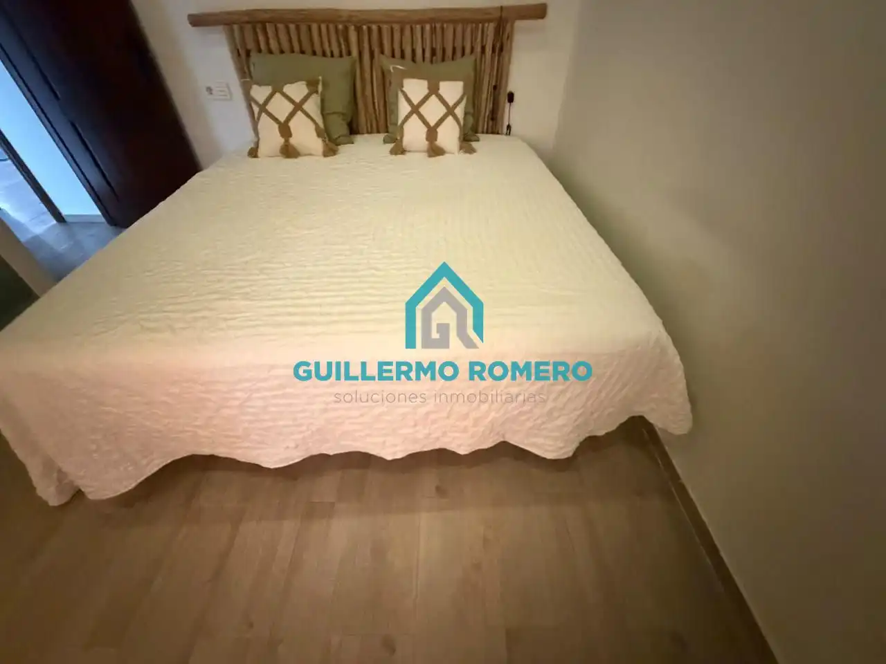 Bedroom of Country homes for sale in La Puebla del Río