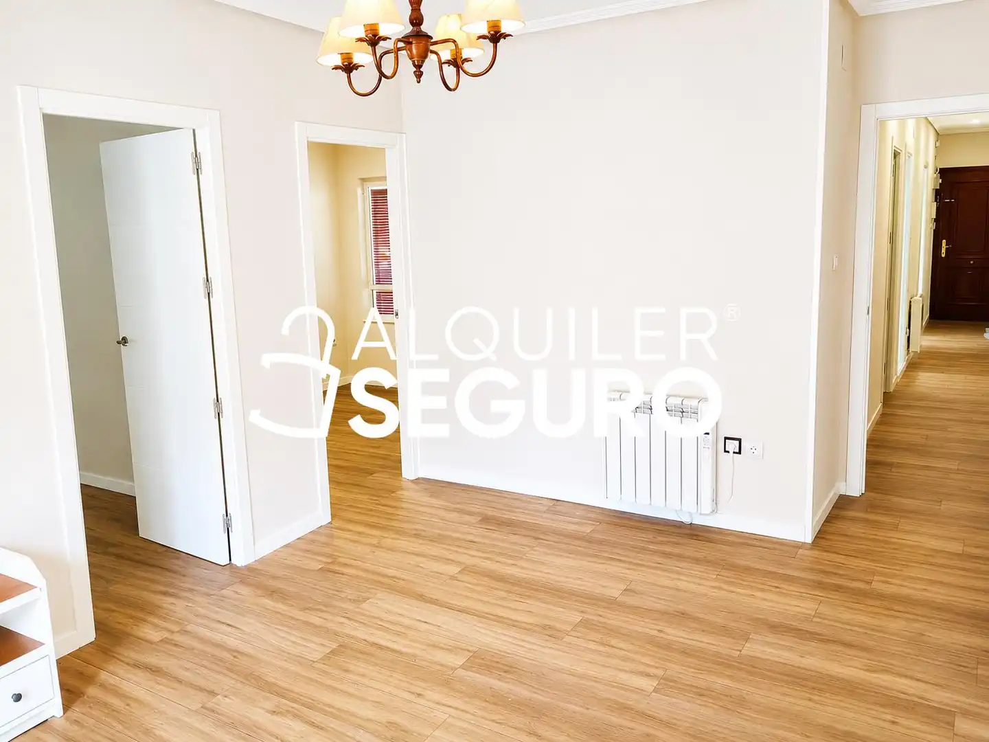 Sala d'estar de Pis de lloguer en Valladolid amb Calefacció i Terrassa