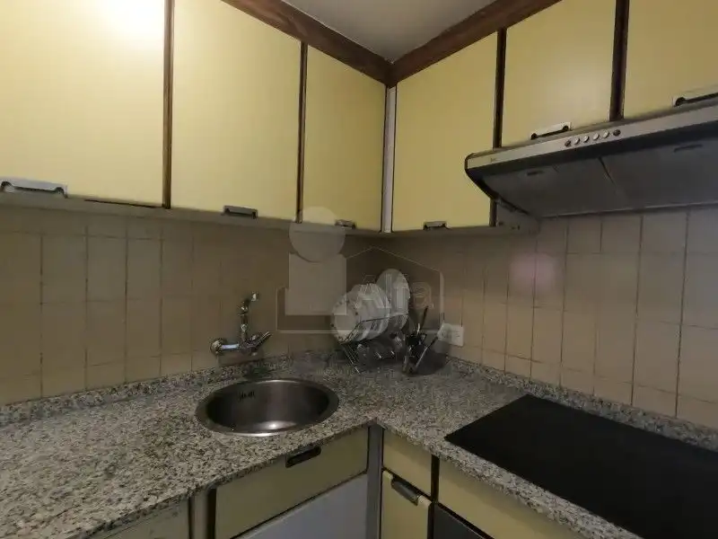 Küche von Wohnung zur Miete in Valencia mit Klimaanlage, Möbliert und Ofen
