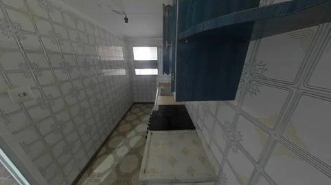 Foto 4 de Casa adosada en venda a Carrer de Sicília, Roc Blanc, Barcelona