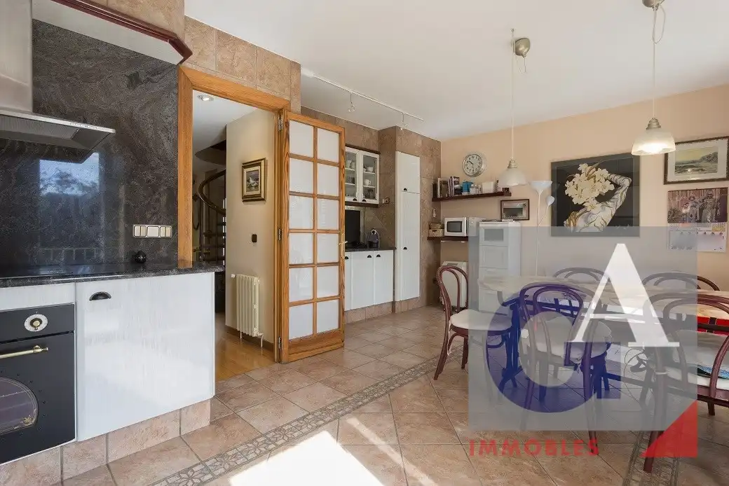 Casa amb terrassa en venda a La Vall d'en Bas, imagen 19