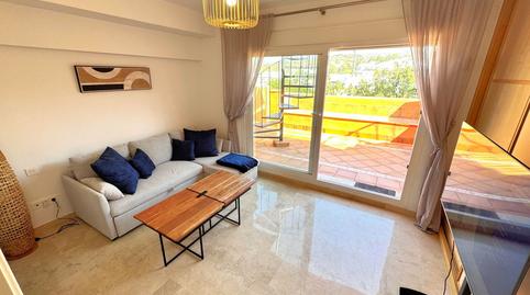 Foto 3 de Casa adosada en venda a Cabopino - Artola, Málaga