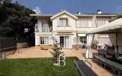 Garden of Single-family semi-detached for sale in Premià de Dalt  with Air Conditioner, Heating and Private garden