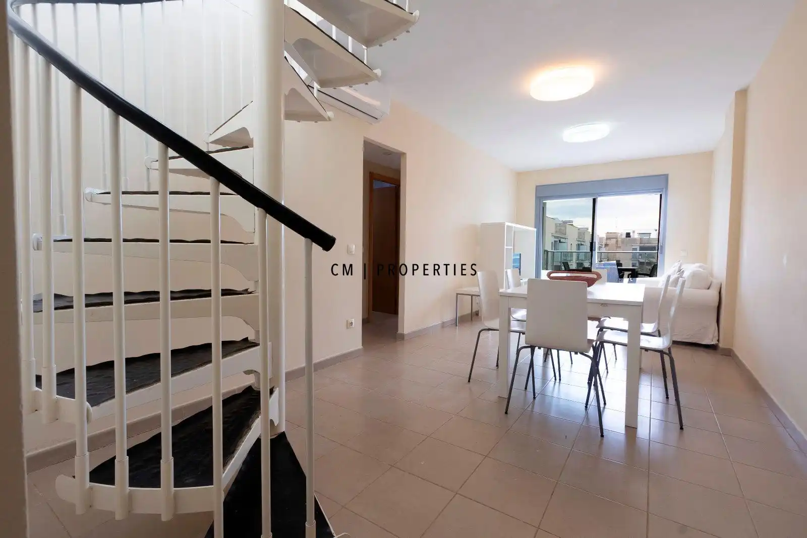 Attic for rent in Costa Brava, Almenara