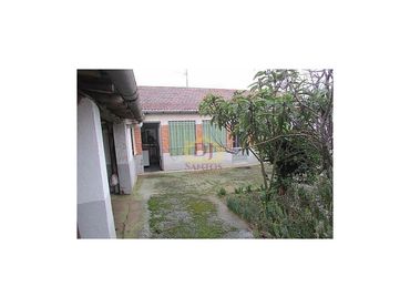 Casa con jardín en venta en Calle Príncipe Felipe