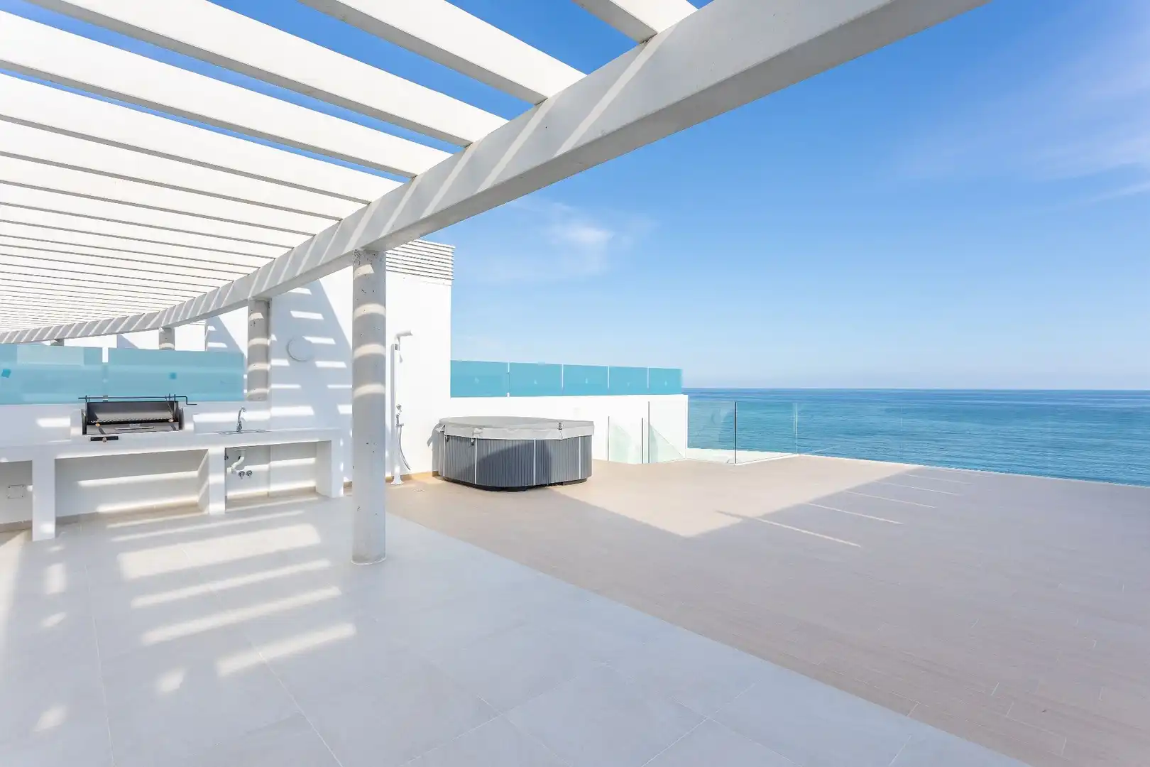Penthouse with pool for sale in Las Gaviotas  - Carvajal, imagen 16