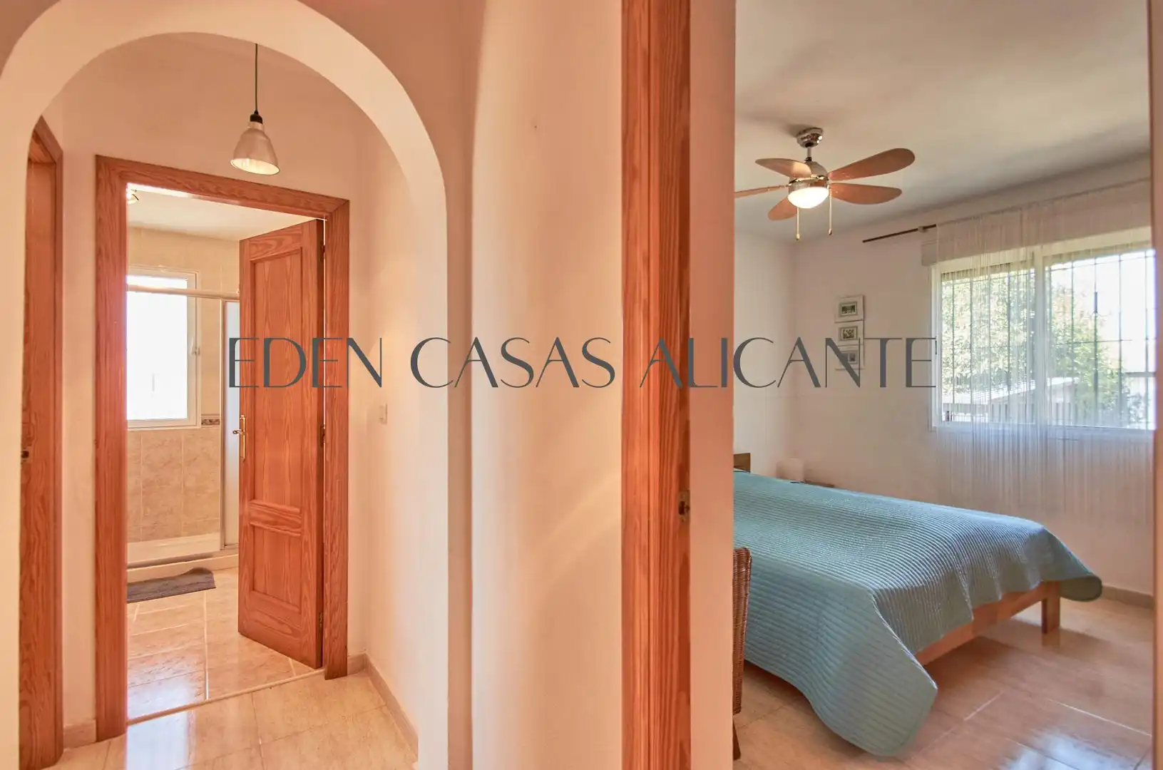 Casa o chalet en venta en Busot con Aire acondicionado, Calefacción y Jardín privado