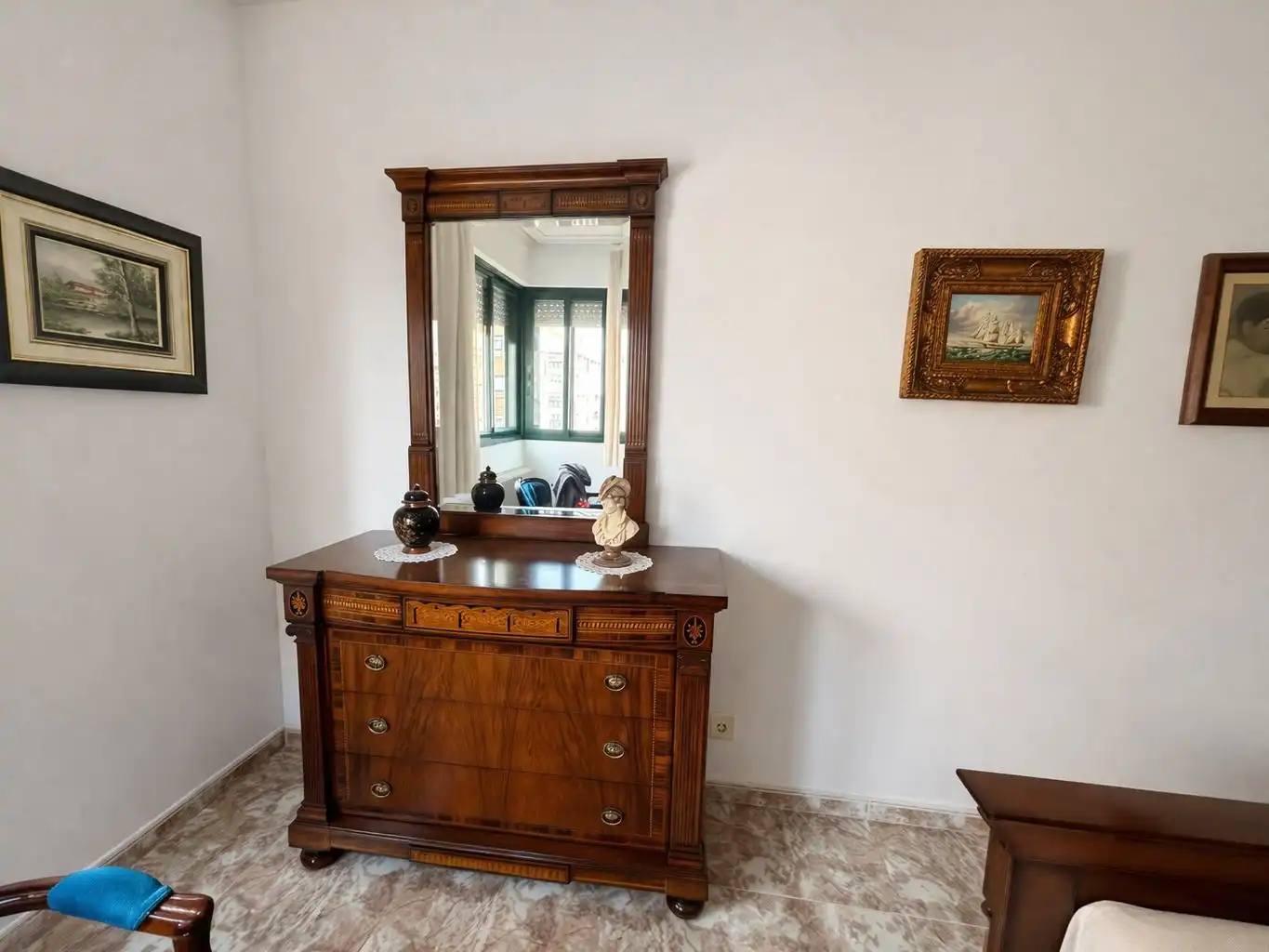 Habitación de Piso en venta en  Logroño con Calefacción, Terraza y Trastero
