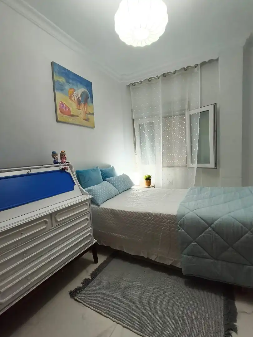 Habitación de Piso en venta en La Línea de la Concepción con Aire acondicionado y Amueblado