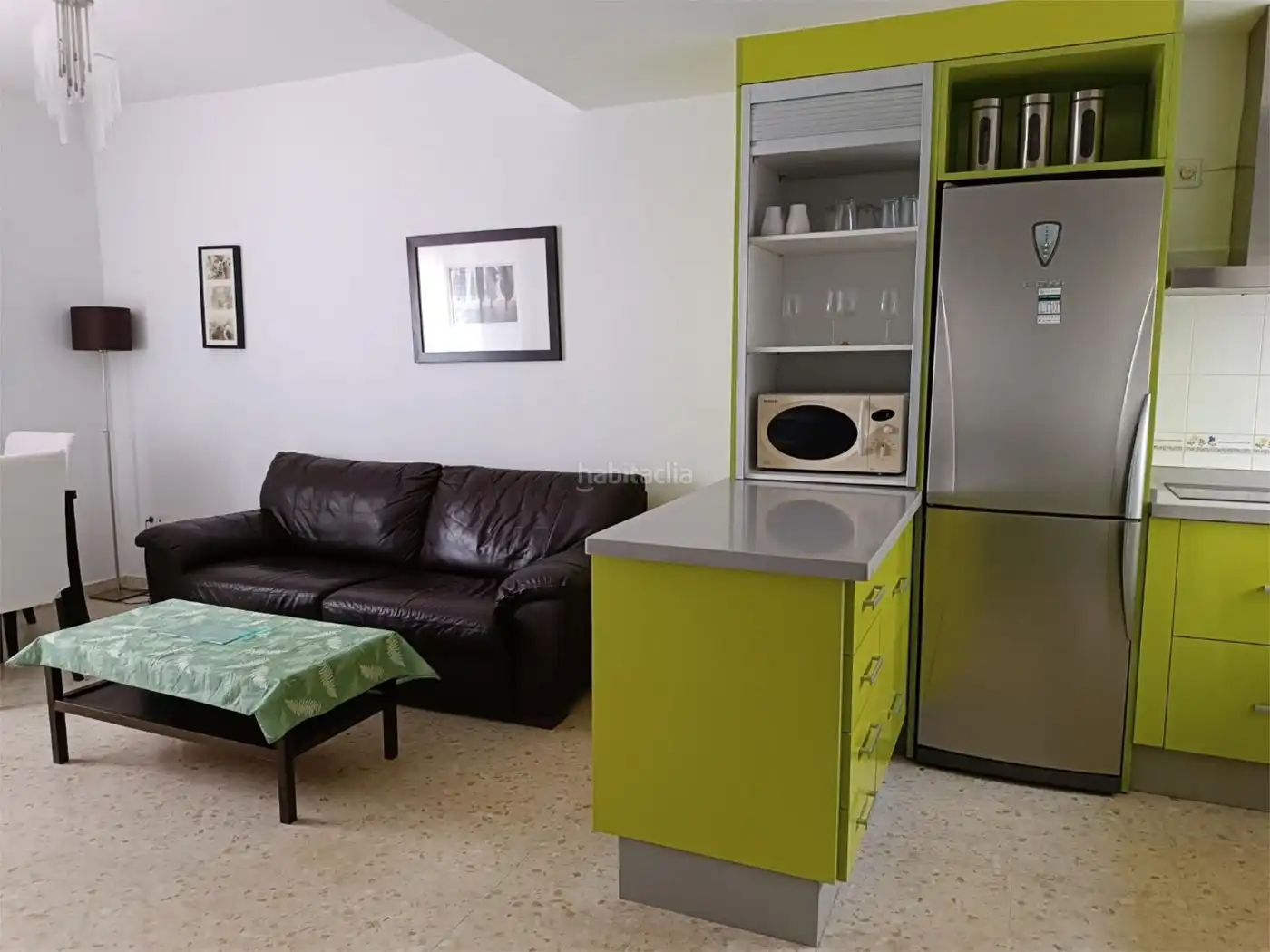 Flat for sale in Calle Clara Campoamor 3, imagen 2