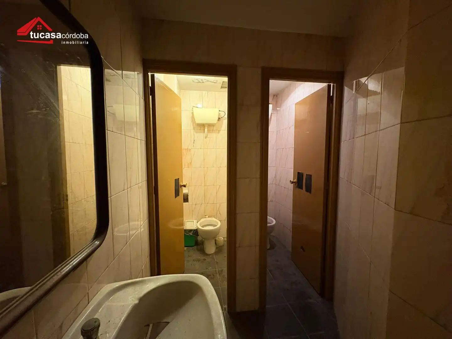 Bathroom of Houses for sale in Córdoba  with Terrace, Storage room and Furnished