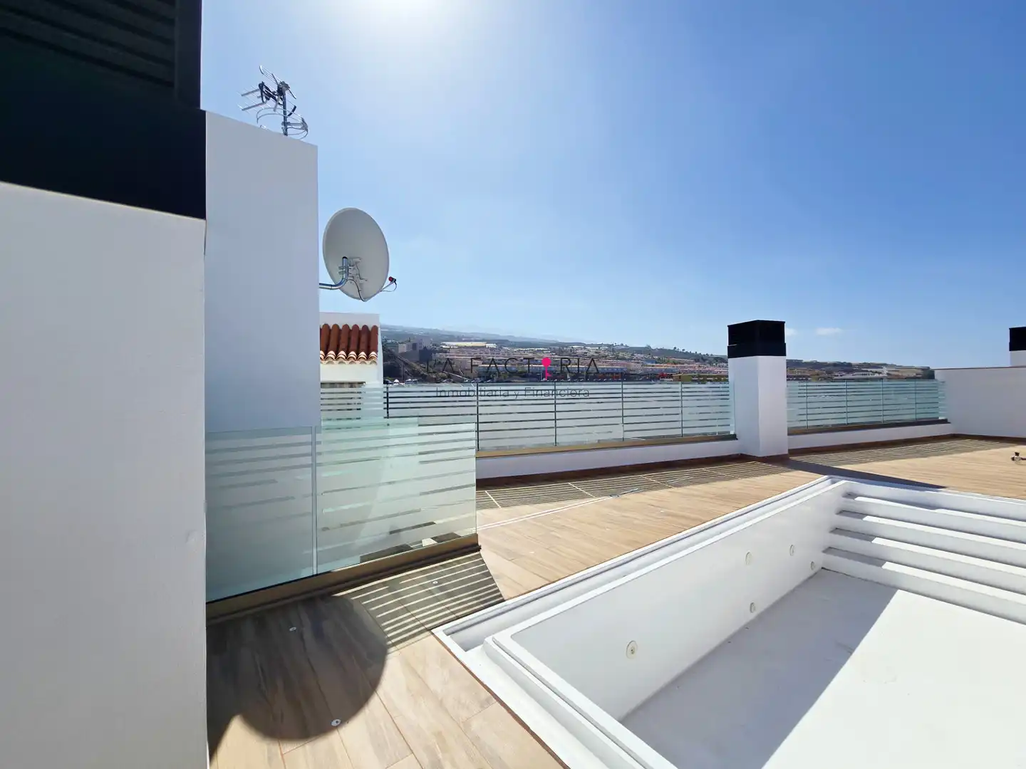 Terraza de Dúplex en venta en Santiago del Teide con Aire acondicionado, Terraza y Trastero