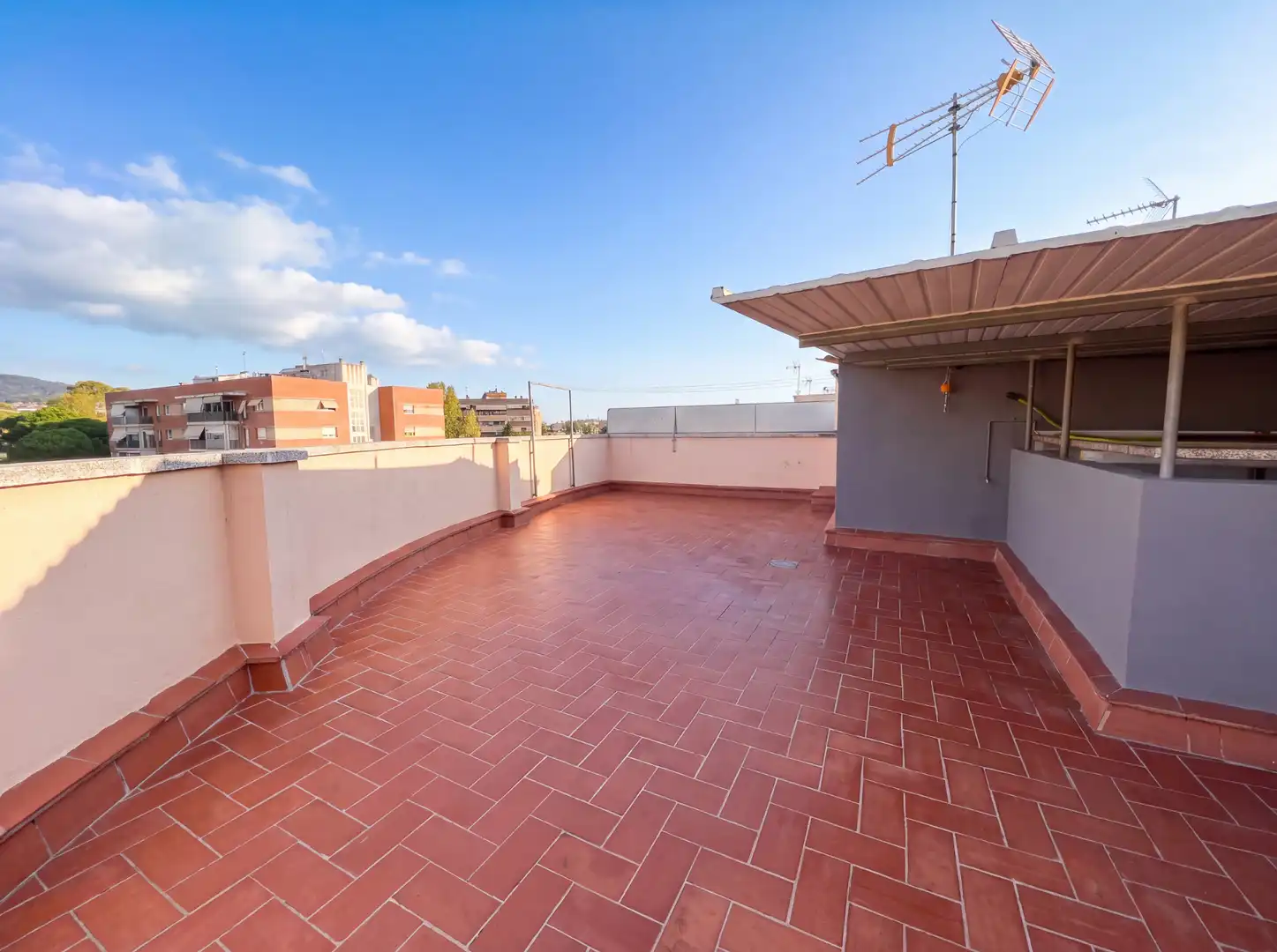 Terrassa de Pis en venda en Can Tintorer - Can Tries