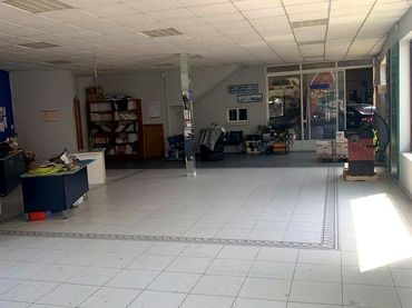 Local comercial de lloguer a Laguna de Duero