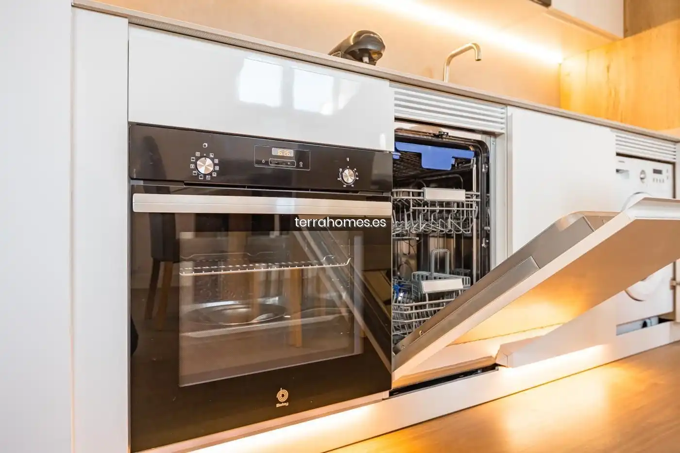 Cocina de Apartamento en venta en Madrid con Aire acondicionado y Amueblado