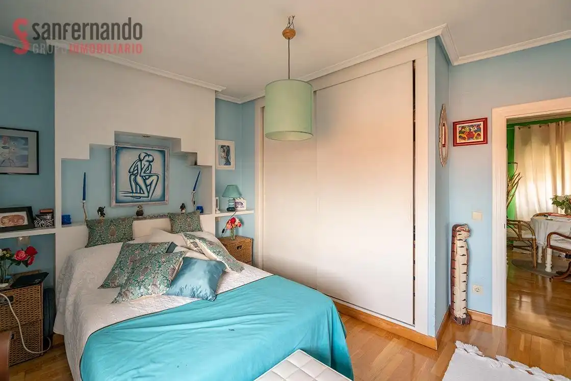 Habitación de Piso en venta en Santander con Calefacción y Parquet
