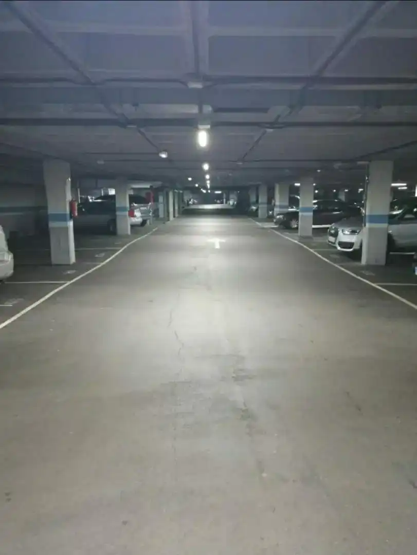 Parking of Garage for rent in Centro