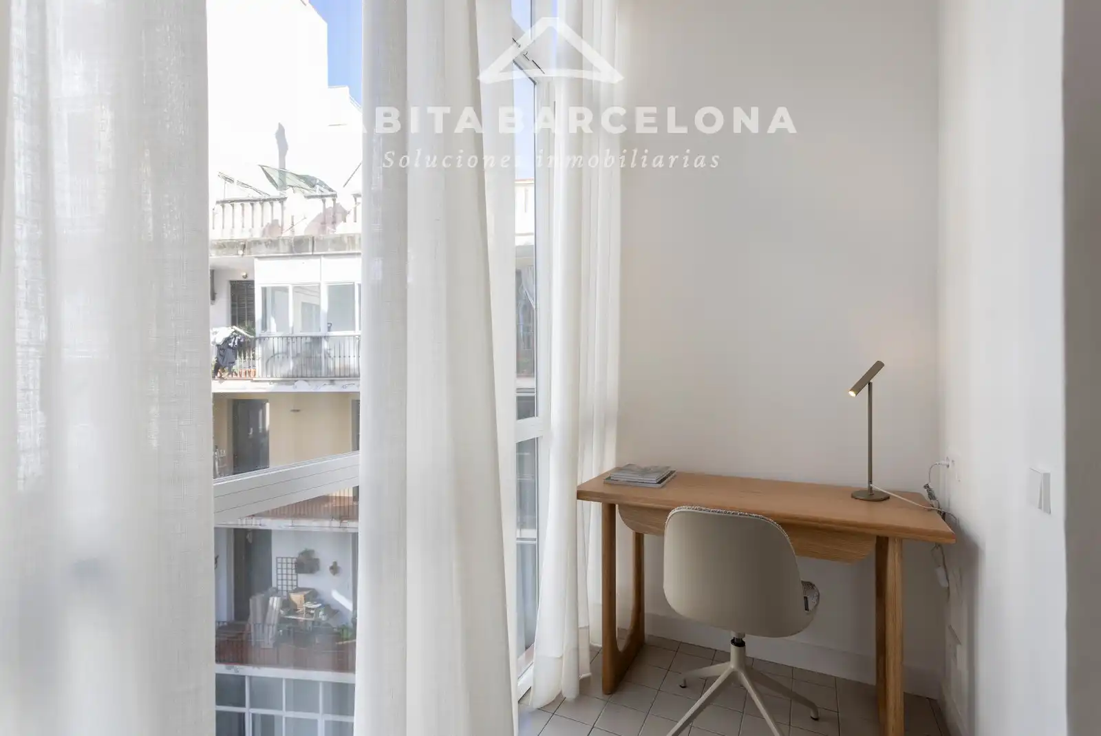 Schlafzimmer von Wohnung zur Miete in Barcelona mit Klimaanlage, Heizung und Parkett