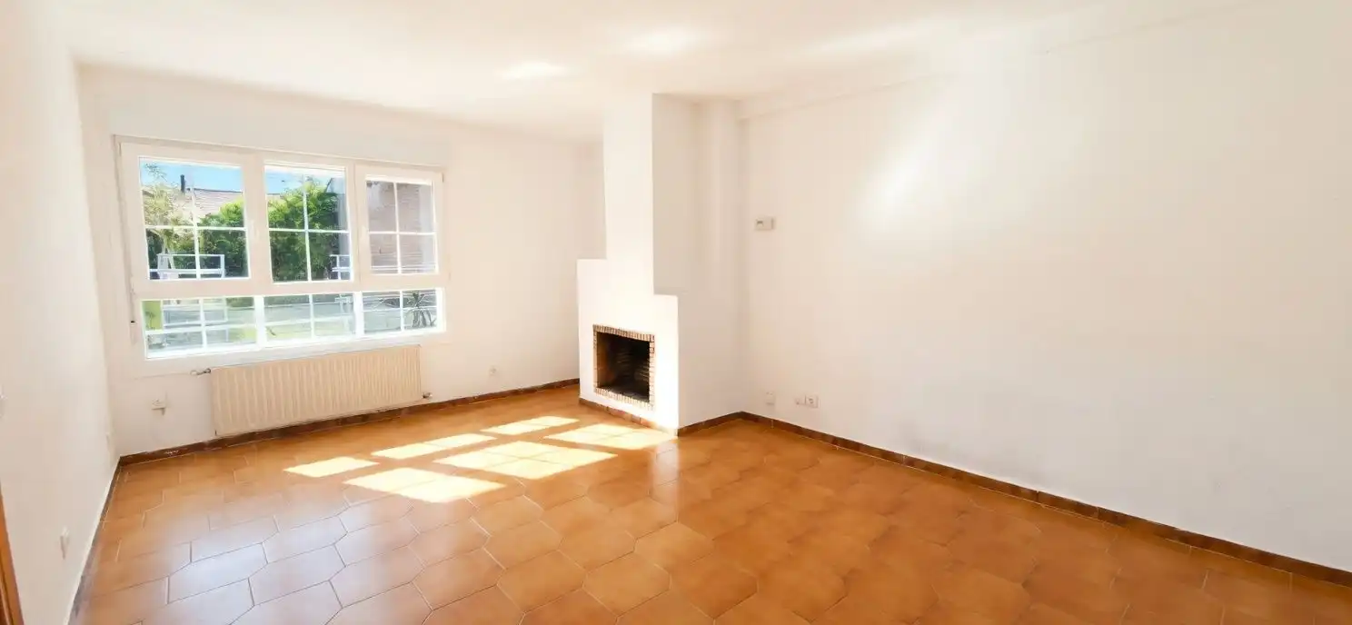 Sala de estar de Casa o chalet en venta en Collado Villalba con Calefacción, Jardín privado y Trastero