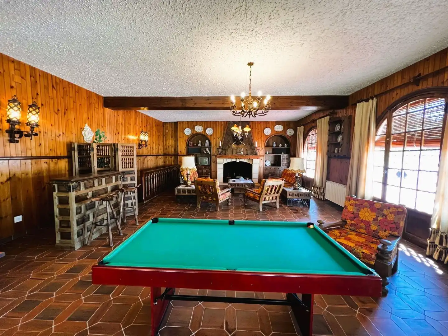 Sala de estar de Finca rústica en venta en Monóvar  / Monòver con Aire acondicionado, Calefacción y Jardín privado