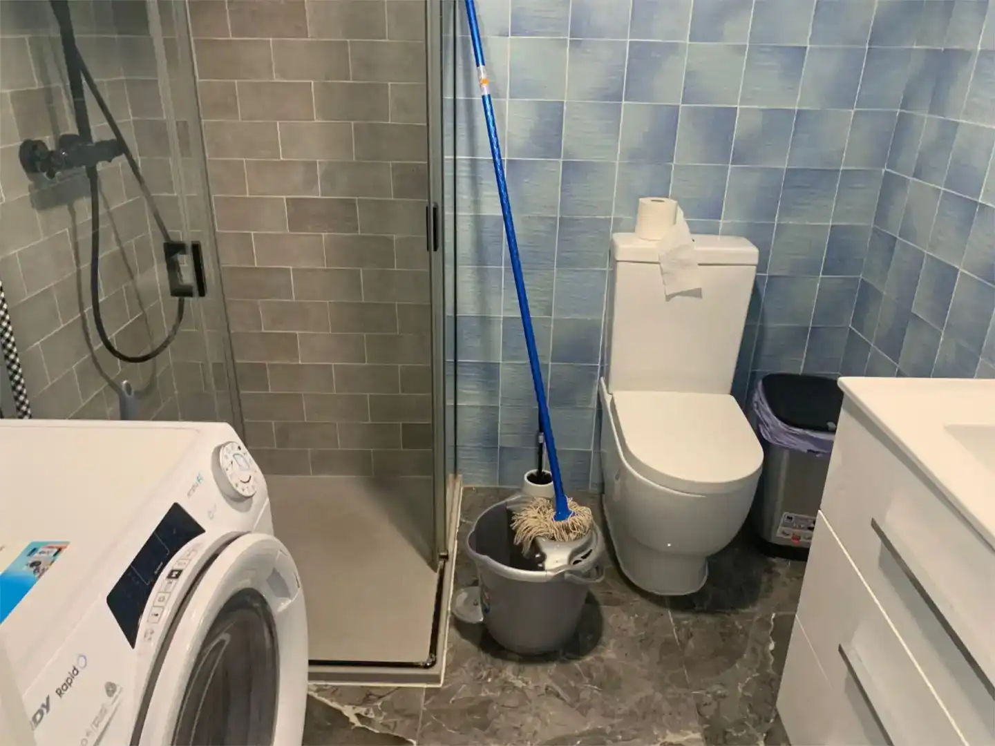 Bany de Pis en venda en Algarrobo amb Aire condicionat