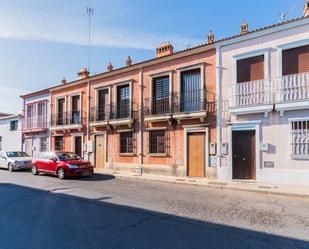 Vista exterior de Casa adosada en venda en Bollullos Par del Condado