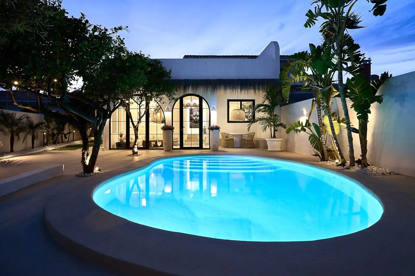 Schwimmbecken von Haus oder Chalet zum Verkauf in Torremolinos mit Klimaanlage, Heizung und Privatgarten