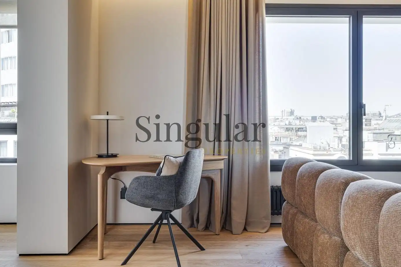 Habitación de Piso en venta en Barcelona con Calefacción, Terraza y Balcón