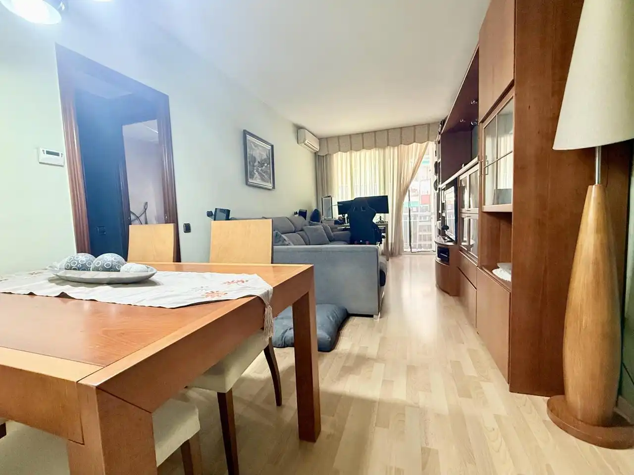 Sala d'estar de Pis en venda en Badalona amb Aire condicionat, Calefacció i Parquet