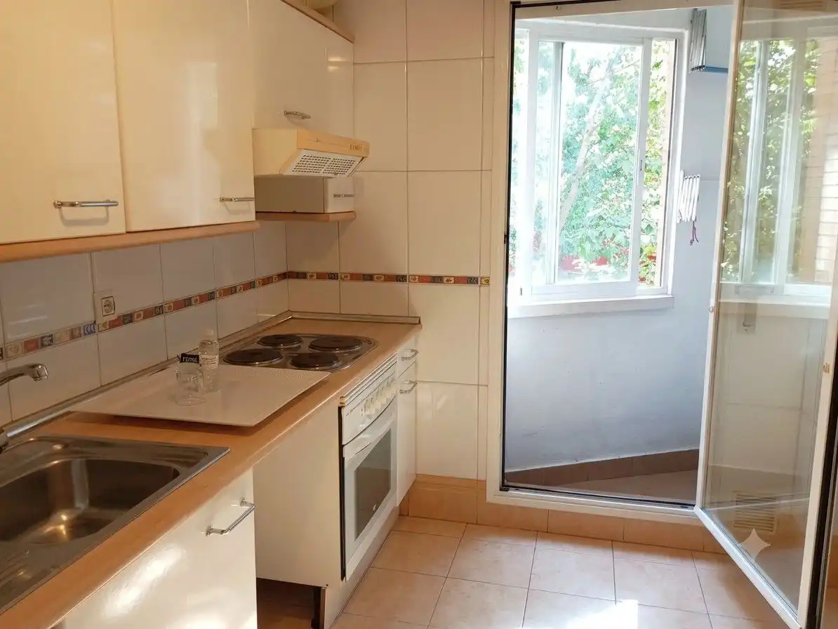 Kitchen of Flat for sale in  Logroño  with Heating, Parquet flooring and Storage room