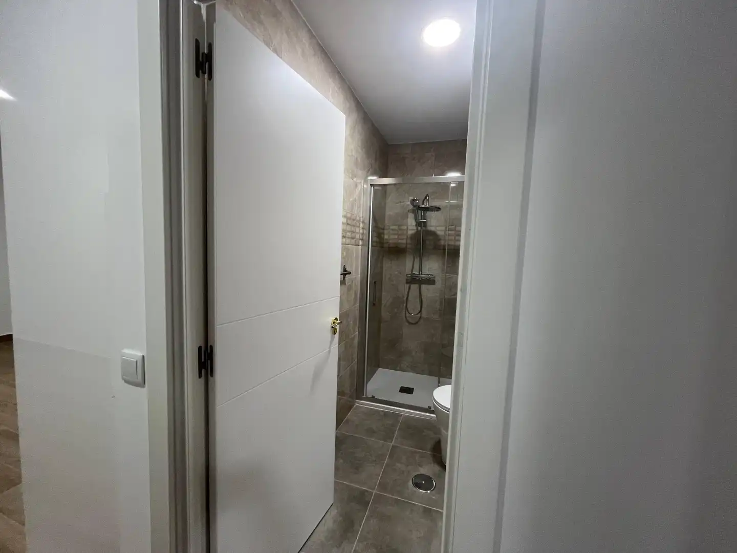 Baño de Estudio de alquiler en Alcobendas con Aire acondicionado y Calefacción