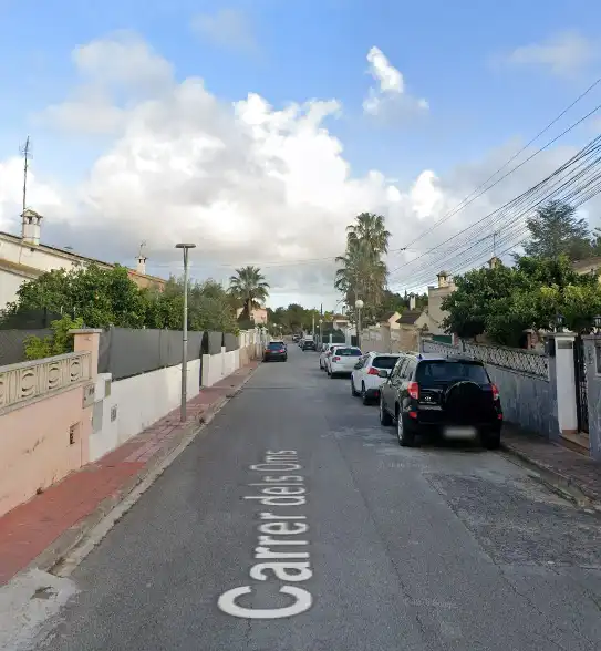 Villa zum Verkauf in Carrer dels Oms