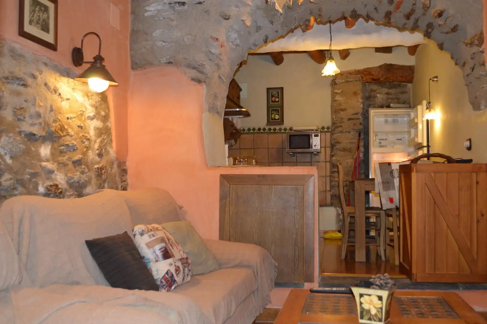 Living room of Flat for sale in Sorvilán  with Heating, Parquet flooring and Furnished