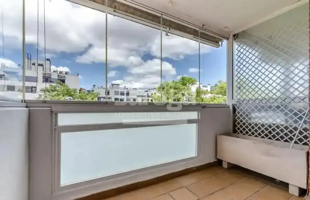 Vista exterior de Pis en venda en Pozuelo de Alarcón amb Aire condicionat, Calefacció i Terrassa