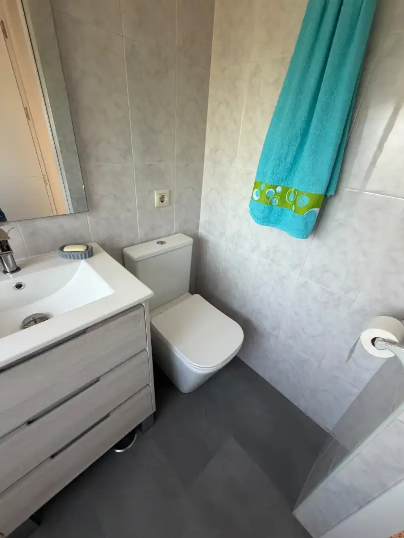 Flat with terrace to rent in Calle Santa María del Valle 17, imagen 3