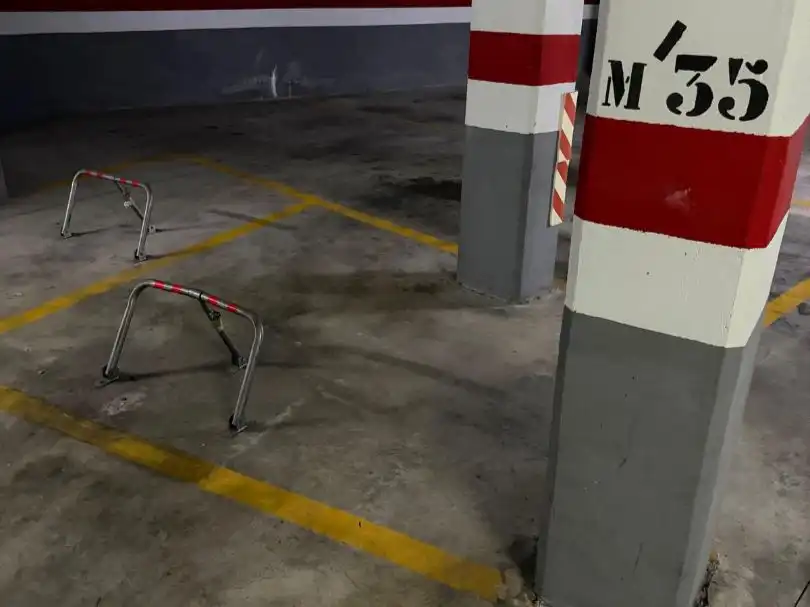 Aparcament de Garatge de lloguer en Puerto