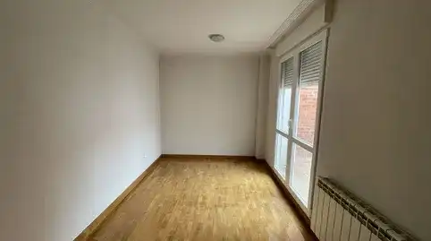 Habitación de Ático en venta en Palencia con Calefacción, Terraza y Trastero