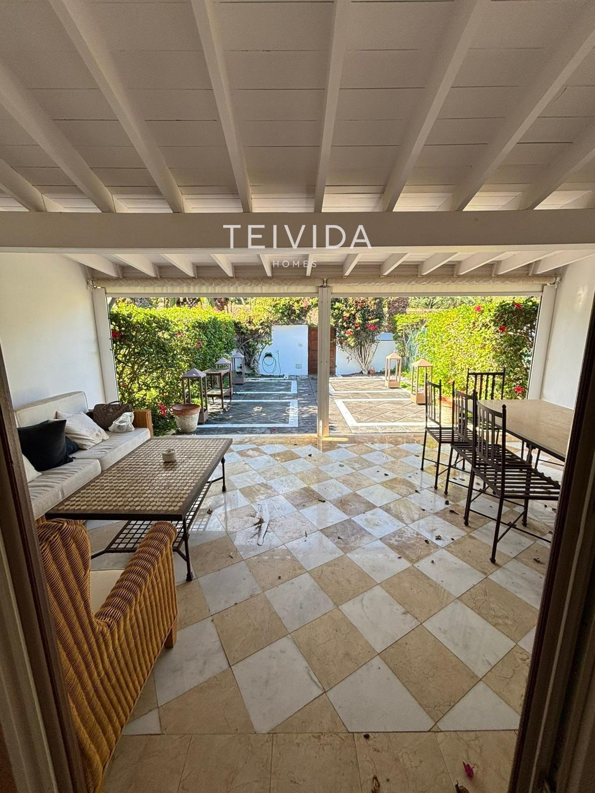 Single-family semi-detached to rent in N/A, Zona Botánico