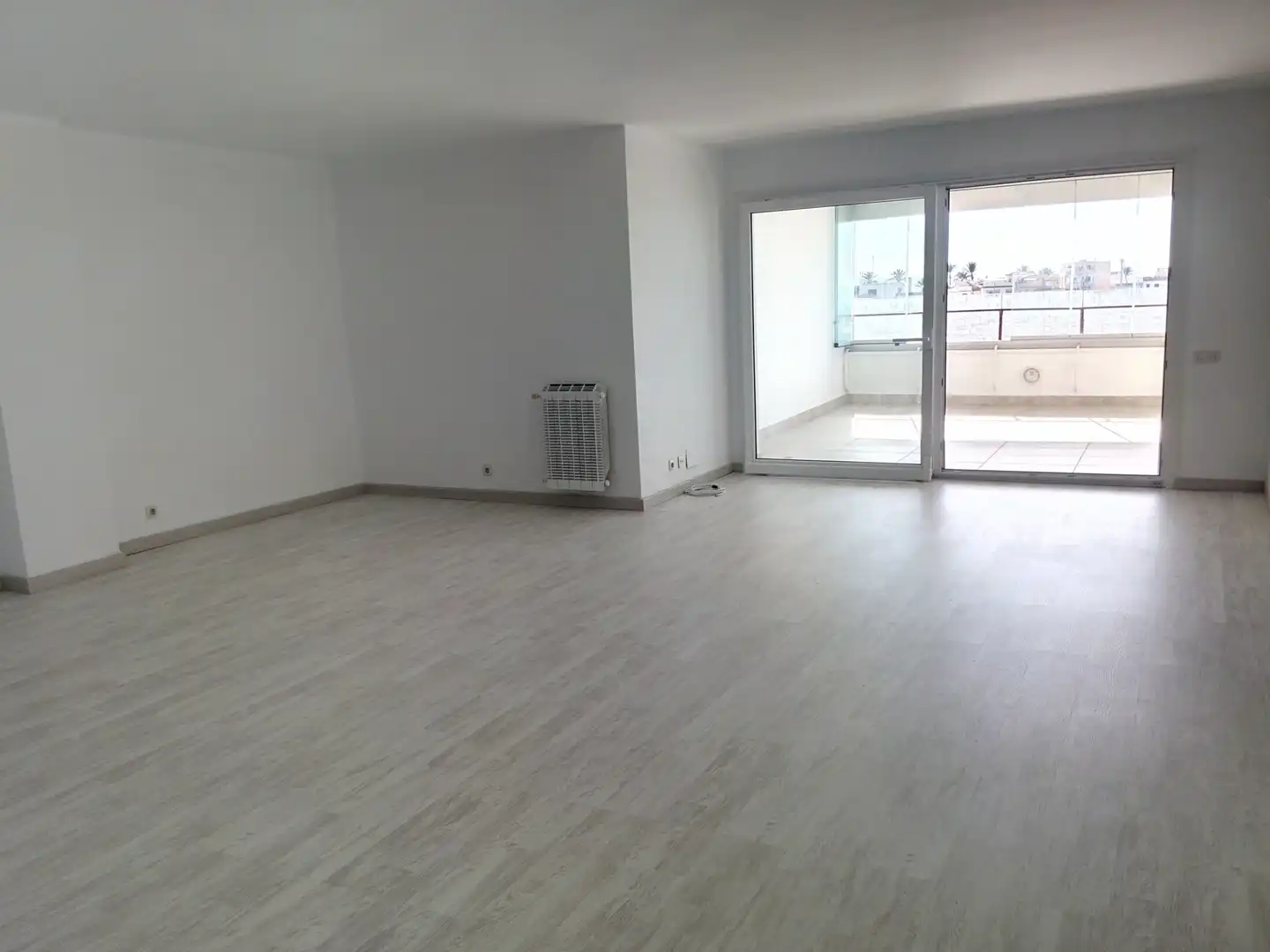 Sala d'estar de Pis en venda en  Palma de Mallorca amb Aire condicionat i Terrassa
